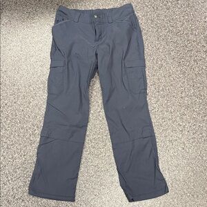 Duluth Trading Co Women's Navy Cargo Pants